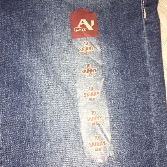 Pants - Picture 3 of 5